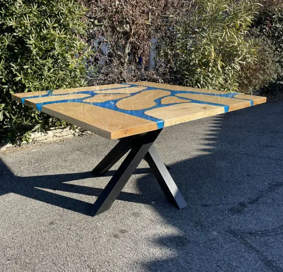 table-de-salon-resine-epoxy
