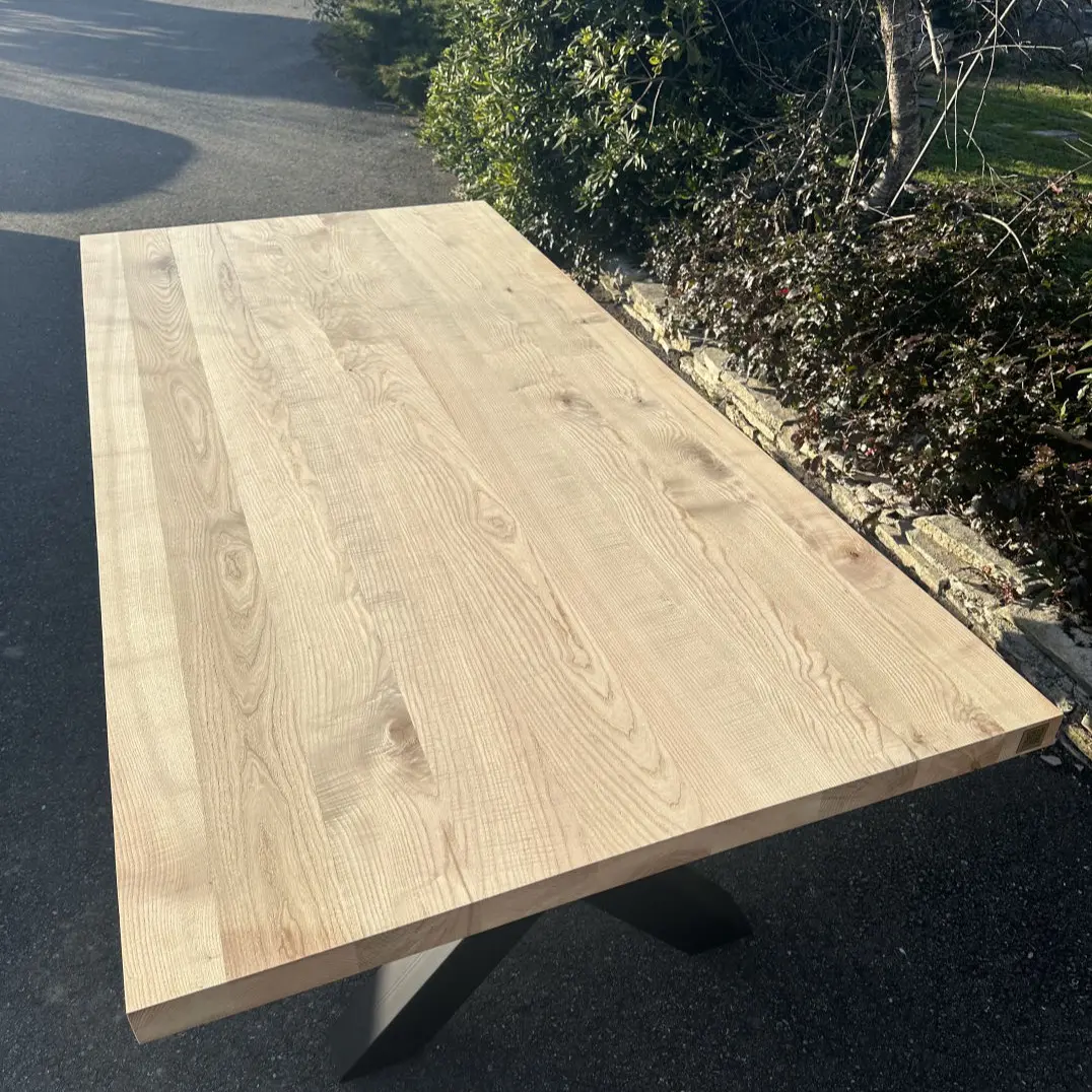 table-a-manger-frene-massif-pied-metal-x